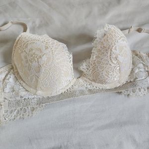 La Senza Bra with Gems